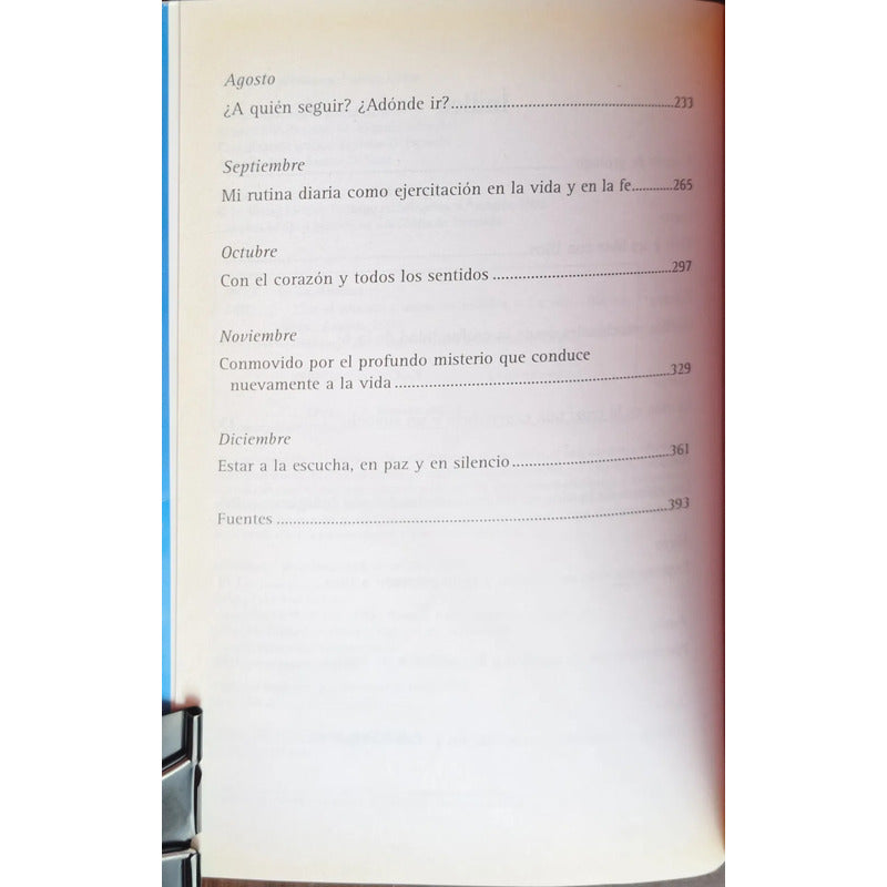 Con El Corazón: Libro De Meditaciones Diarias