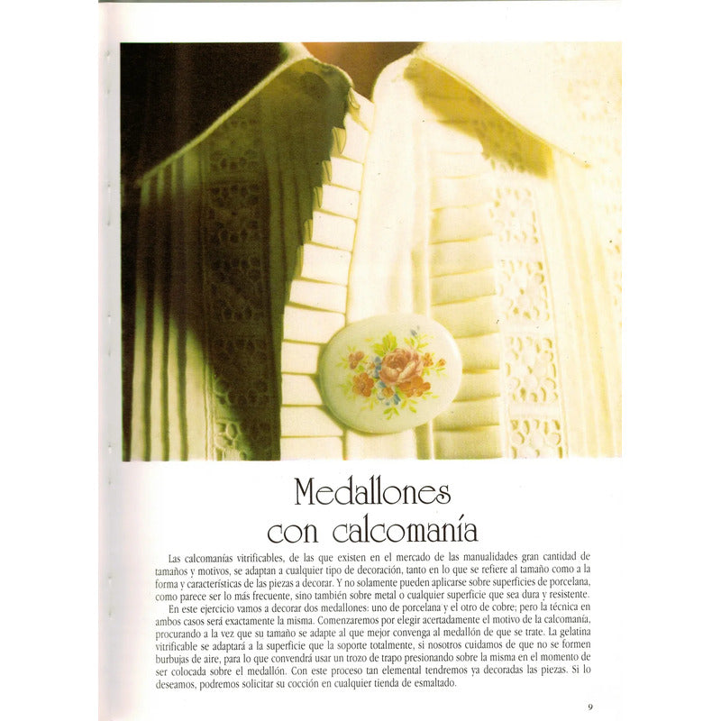 Escuela De Artesanias: Bisuteria. Joyas, España 1988