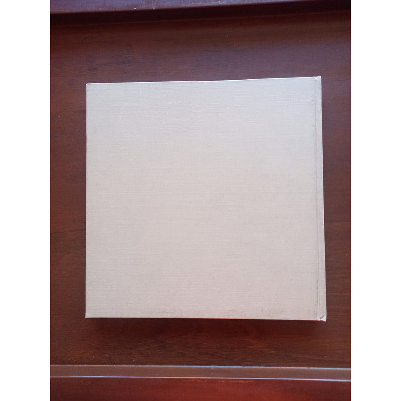 Mexico Y Su Plata. Guillermo Tovar Y De Teresa (prol.)