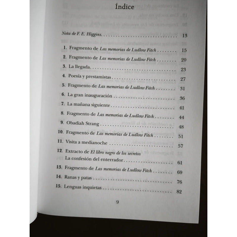 El Libro Negro De Los Secretos. F E Higgins, 2008 (cuentos)