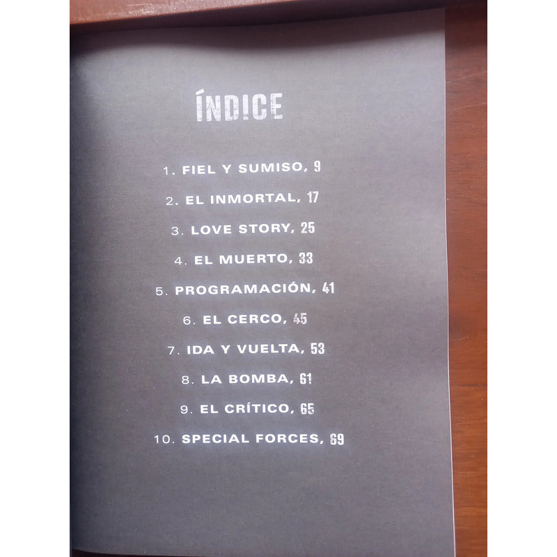 Ficcionario -novela Grafica-. Horacio Altuna (disttopia)